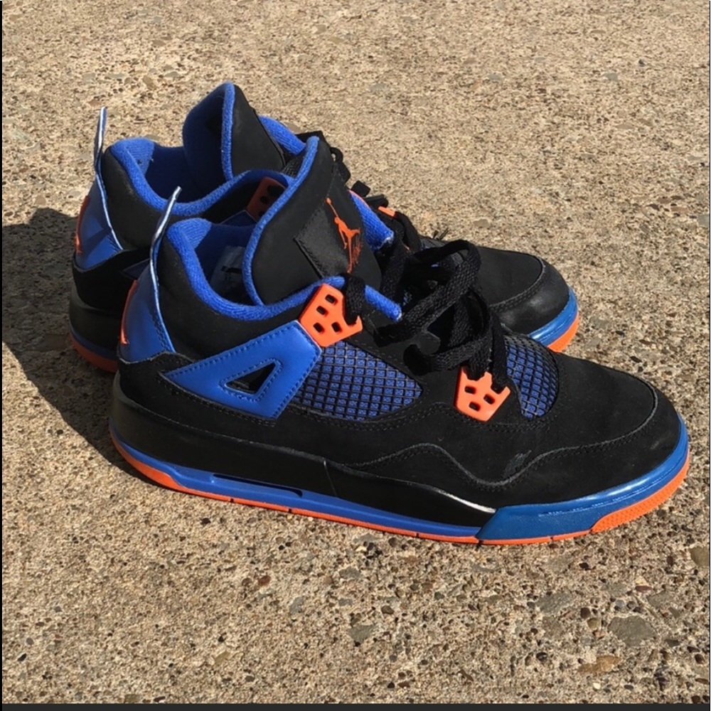 Nike air Jordan 4 retro “Cavs”